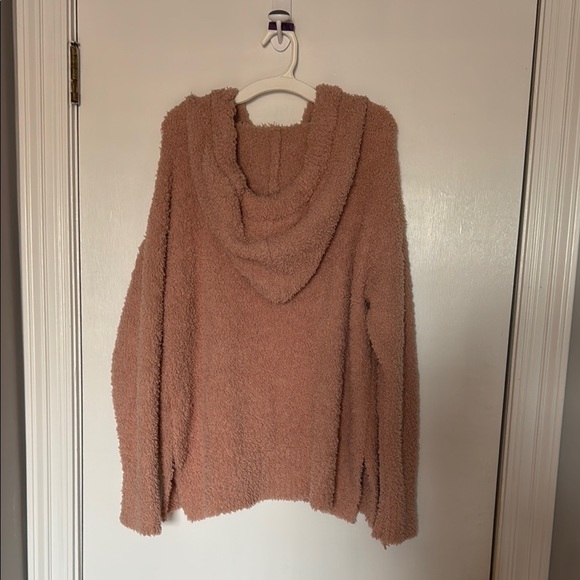 Coco + Jameson Pink Sweater hoodie - size medium - Picture 2 of 3
